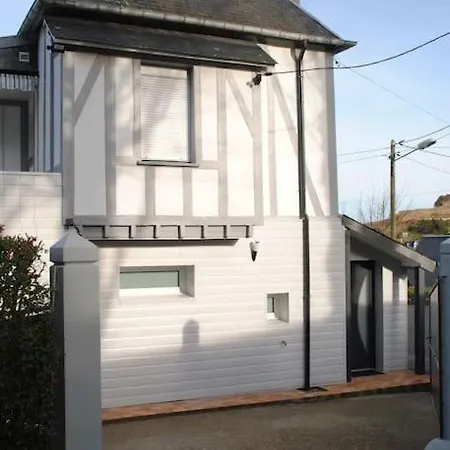 A L Abri Des Embruns