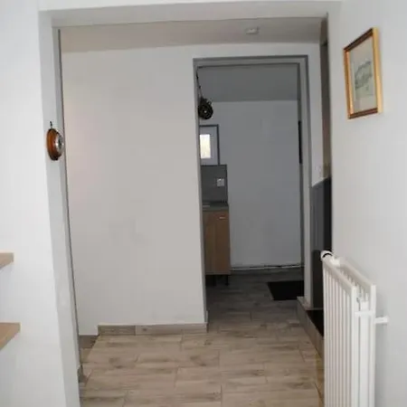 A L Abri Des Embruns