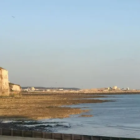 A L Abri Des Embruns Дом отдыха Дьепп