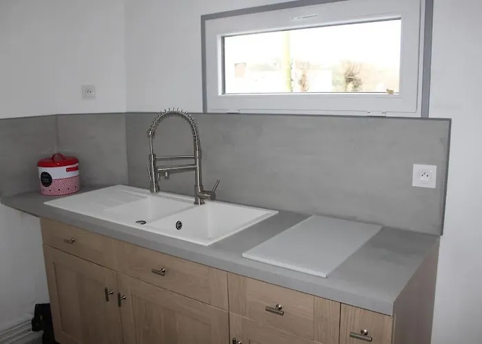 A L Abri Des Embruns *