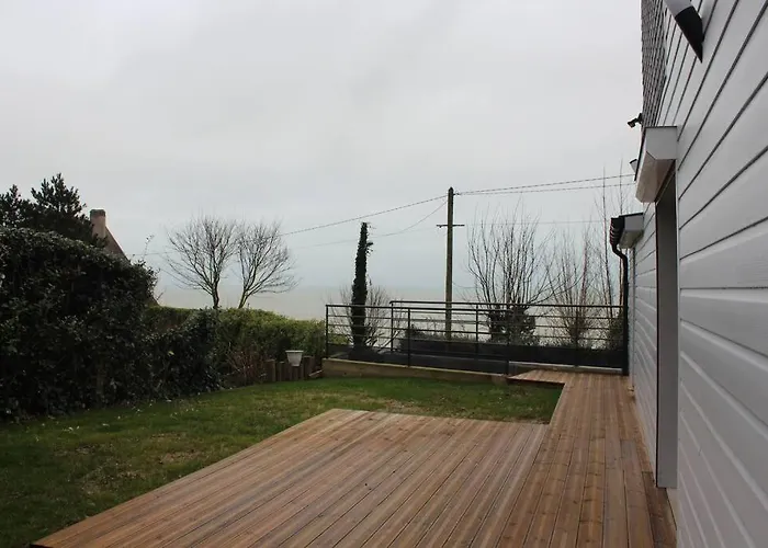 A L Abri Des Embruns Holiday home *