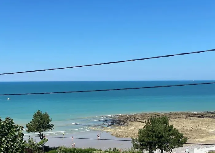 Holiday home A L Abri Des Embruns *